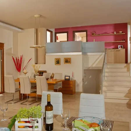 Cretan Vineyard Hill Villa *
